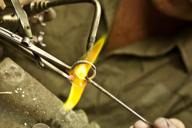 Three Tips For Creating Heirloom Family Jewelry