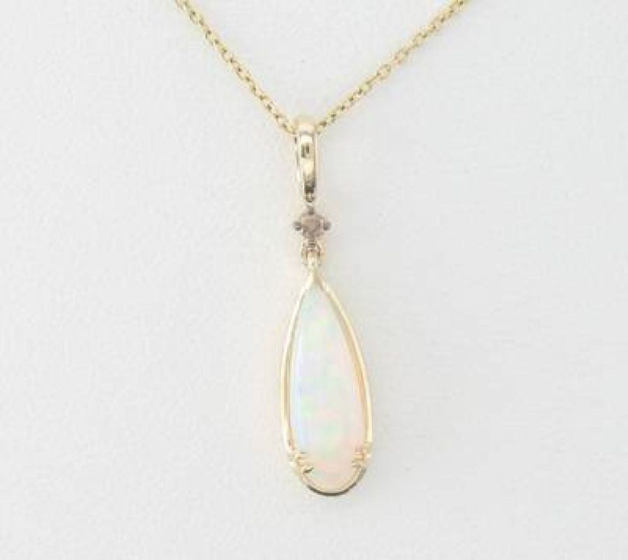 14K YELLOW GOLD DIAMOND OPAL PENDANT