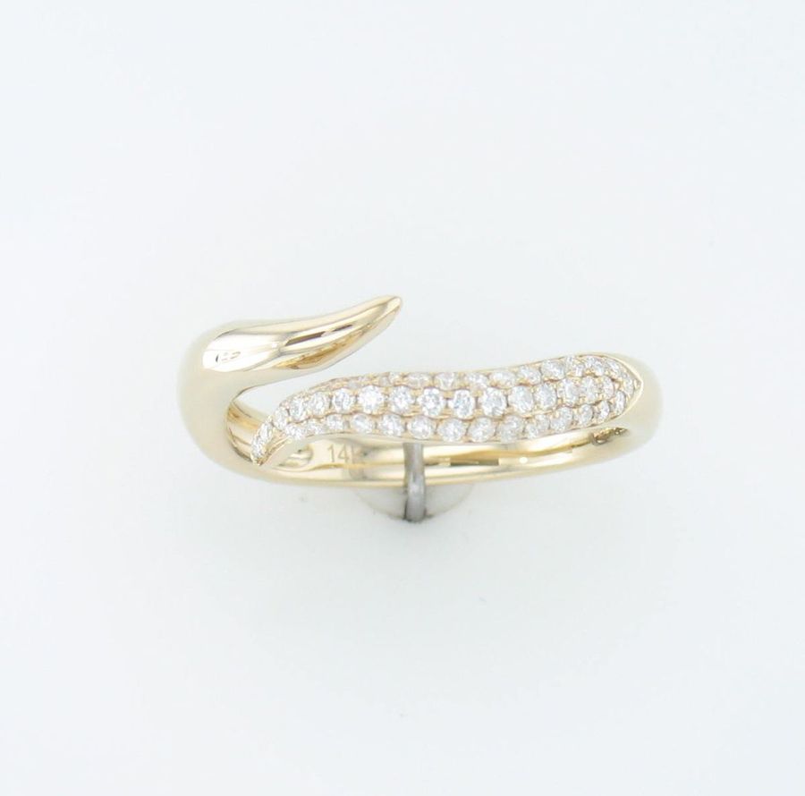 14K YELLOW GOLD DIAMOND  RING