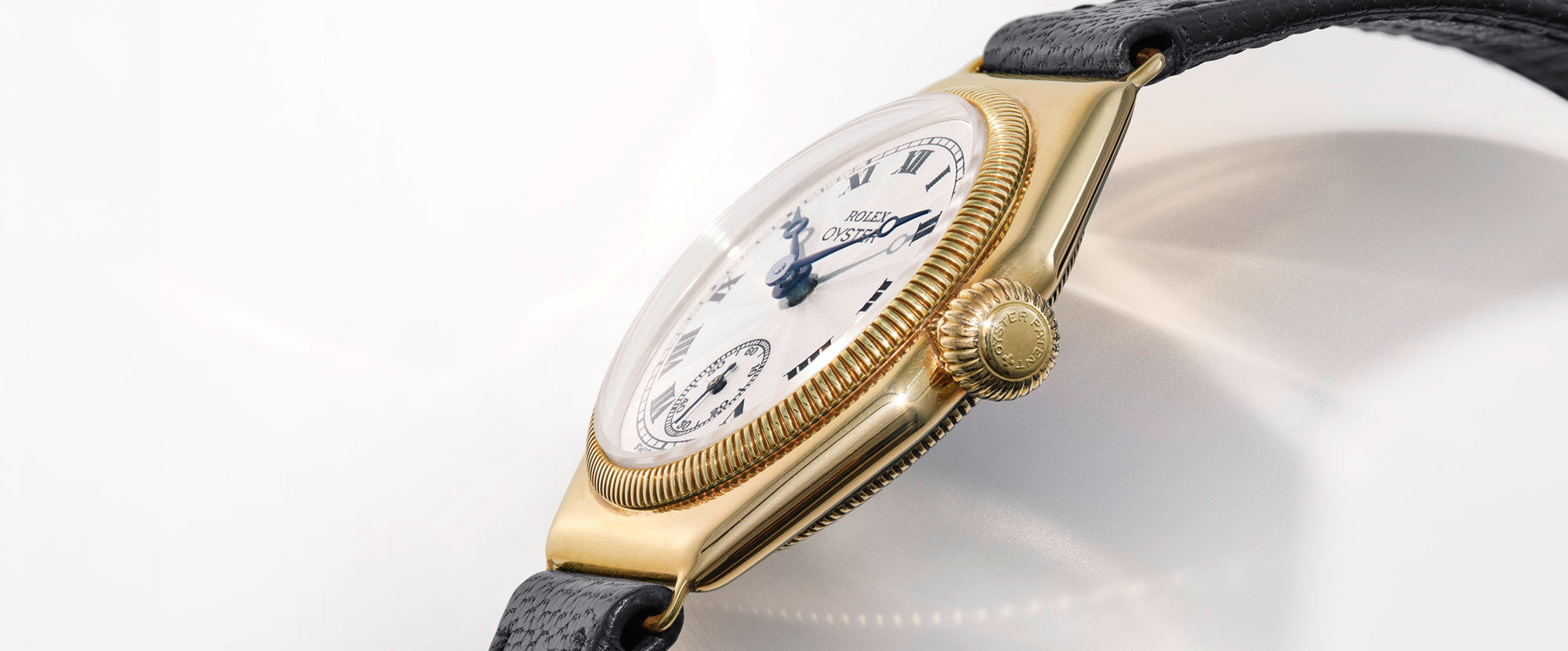 Rolex Oyster Perpetual case with screw-down winding crown