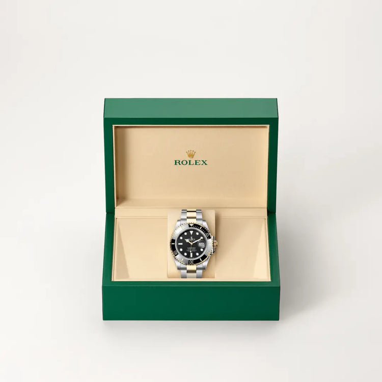 Rolex Submariner Date