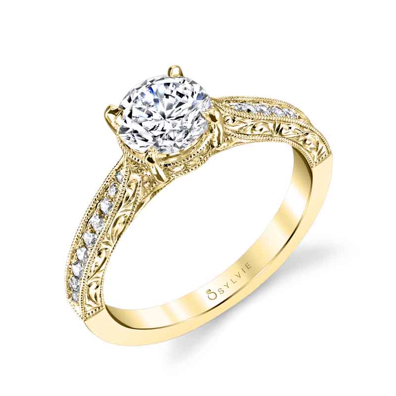 Envie - Hand Engraved Round Engagement Ring