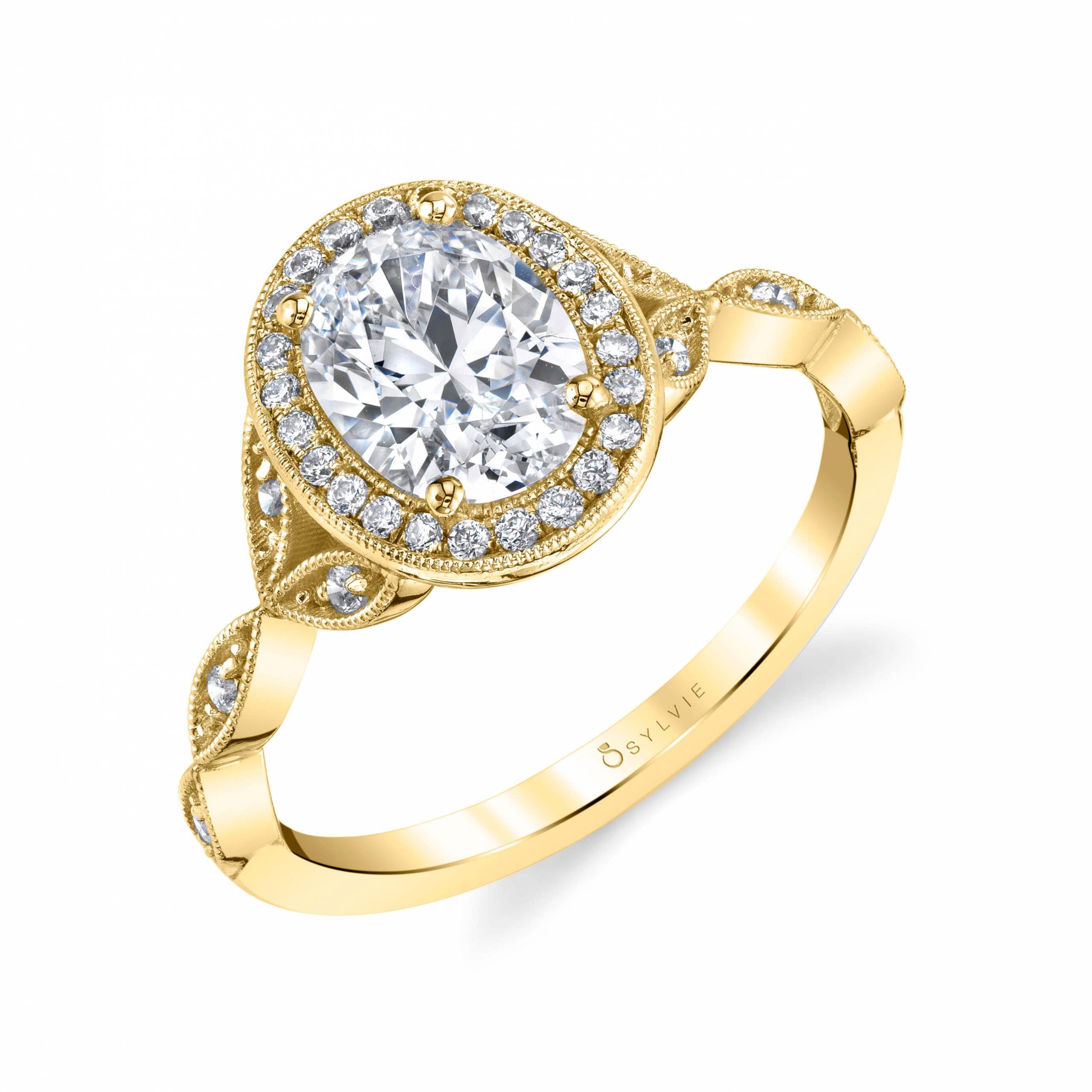 Oval Engagement Ring