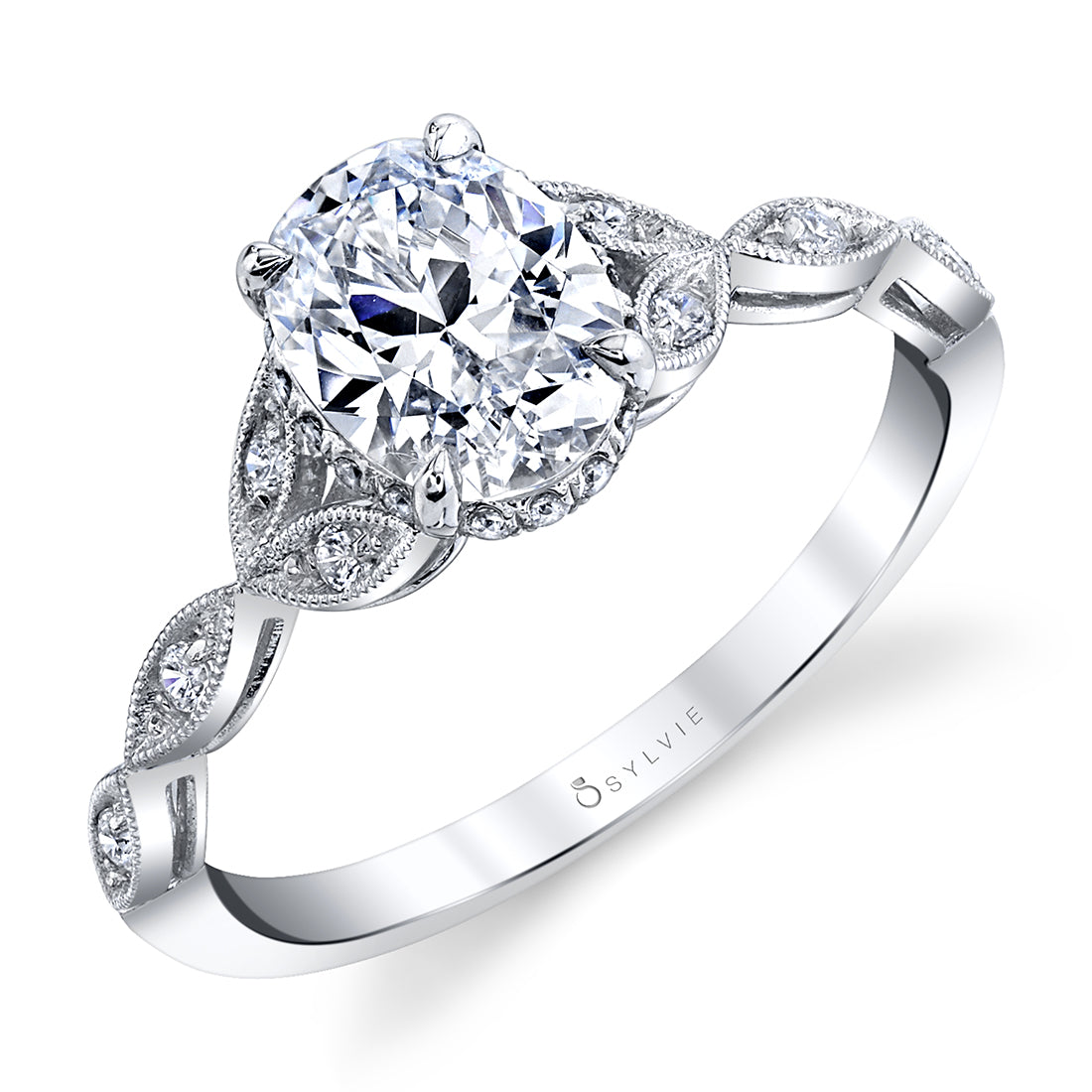 Oval Engagement Ring