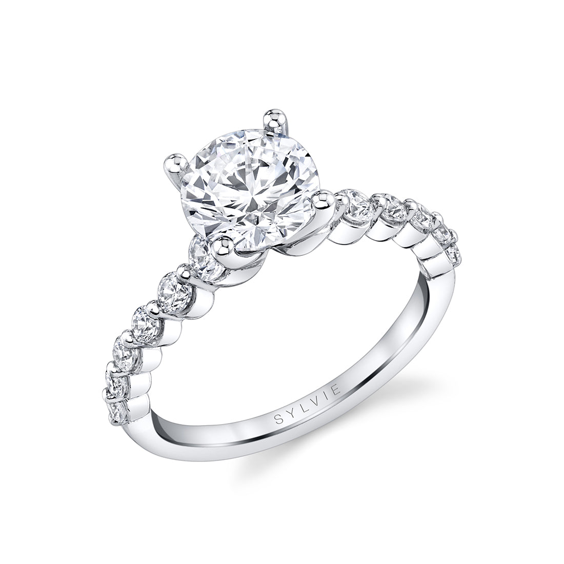 Round Cut Single Prong Diamond Setting Engagement Ring - Clover