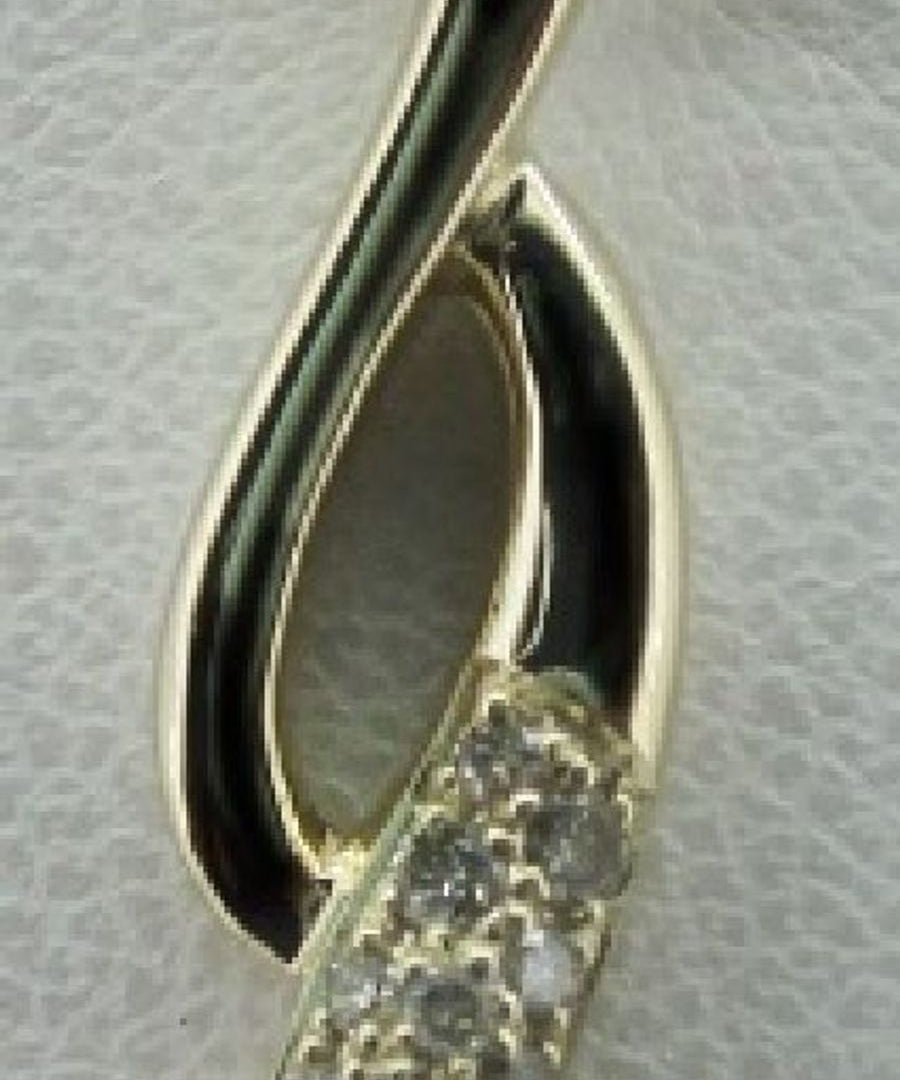 14K YELLOW GOLD DIAMOND  PENDANT